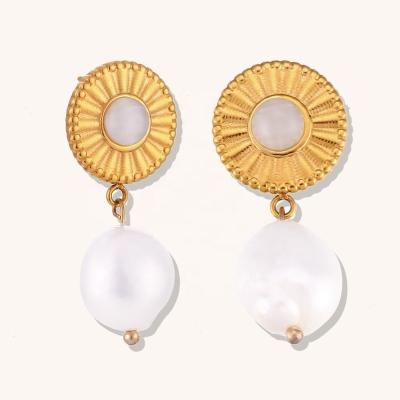 China Hot Selling Waterproof Sunflower Jewelry Freshwater Pearl Earrings Gold Plated Drop Earrings Funky Earrings for sale