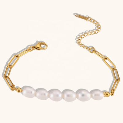 China Waterproof Freshwater Pearl Splicing Chain Bracelet 18k Gold Stainless Steel Jewelry for sale