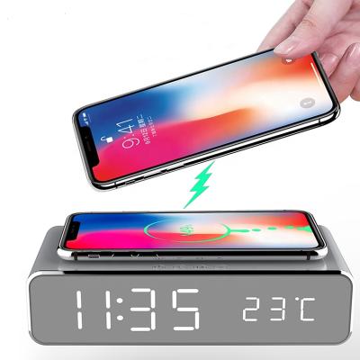 China Wholesale LED Digital Alarm Clock Modern Alarm Clock With Big Digit Time-Temperature Display Phone Fast Wireless Charger for sale