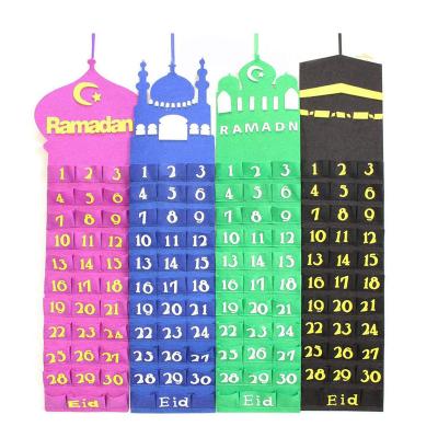 China Felt 30 Day Wall Hanging Muslim DIY Ramadan Party Decoration Home Decor Felt Eid Mubarak Countdown Calendar for sale