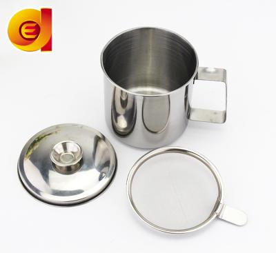 China Sustainable High Quality Stainless Steel Oil Cup With Metal Filter Net For Kitchen for sale