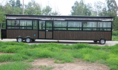 China 4 Wheels 3 Shelves Giant Electric Food Cart with Durable Refrigerated Storage for sale