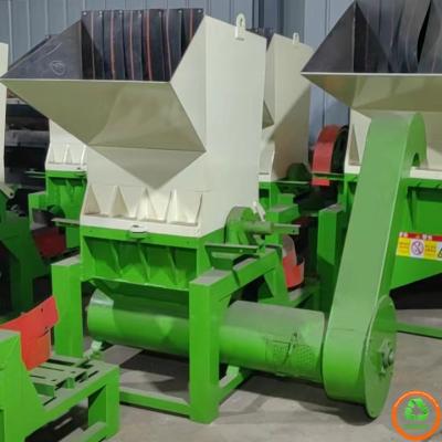 China Máquina de trituração de plástico de projeto de eixo único para reciclagem de resíduos de plástico e disco rígido à venda