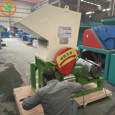 Chine Puissante machine de découpe de plastique de 22 kW pour la fabrication de déchets agricoles à vendre