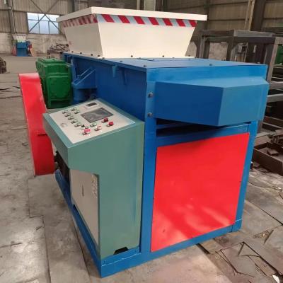 China 22KW Single Shaft Shredding Machine for Plastic Crushing and Recycling of Hard Waste for sale