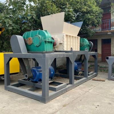 China PS Material Top Seller Wooden Case Double Shaft Double Motor Shredder Machine for sale