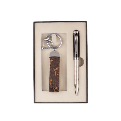 China Agriculture 2021 Custom Logo Ball Pen And Key Chain Gift Set For Business Gifts for sale