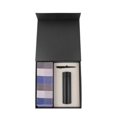 China Luxury Luxury Gifts For Men 100% Wool Worsted Man Scarf Bottle And Pen With Gift Box for sale