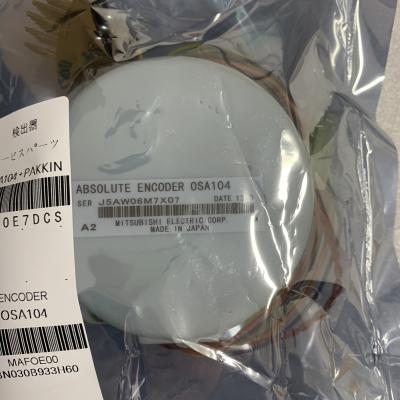 中国 Mitsubishi OSA104 ABSOLUTE ENCODER 4-BOLT NEW AND ORIGINAL GOOD PRICE 販売のため