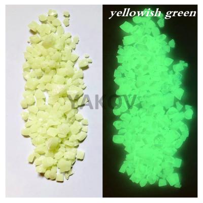 China Wholesale Modern Natural Stone Night Glow , Glow In Dark Gravel Stones For Concrete Walkway for sale