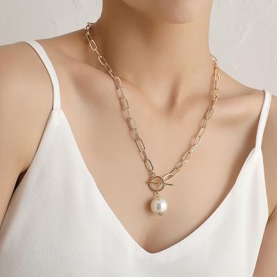 China FASHIONABLE Authentic Imitation Pearl Necklace Gold Pearl Hawaiian Chain Stainless Steel MELLON Necklace Lady Pendant Necklace for sale