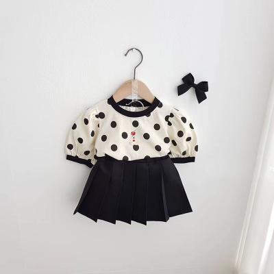 China Polka Dot Print Short Sleeve T-shirt and Skirt Breathable Baby Summer Clothes Set for sale