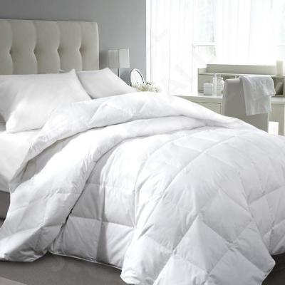 China Luxury All Season Duck Down Hotel Comforter Super Soft Down Comforter For Five Star Hotel for sale