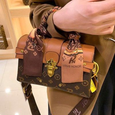 China PORTABLE New Fashion Designer Shoulder Bag Pu Leather Large Capacity Luxury Tote Bags Handbags For Women for sale