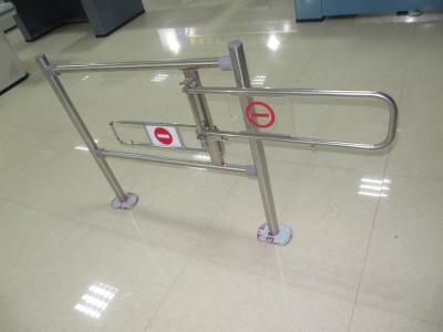 China Silvery Stainless Steel Crowd Control Barriers For Shopping Malls for sale