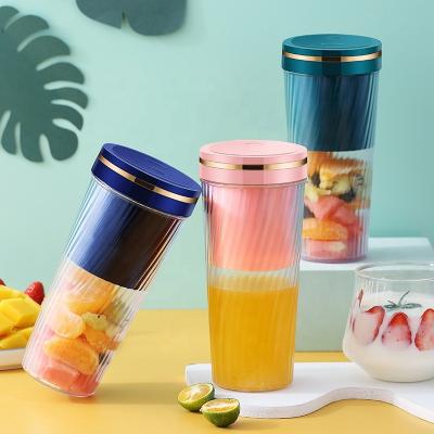 China 350ML Outdoor Portable Electric Fruit Juicer USB Machine Rechargeable Sports Mini Bottle Juicing Blender Cup for sale