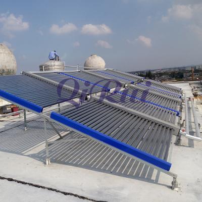 Cina Sistema di riscaldamento dell'acqua solare senza pressione su larga scala per alberghi con capacità di 1000L in vendita