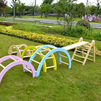 China Physical Challenge Kindergarten Toddler Gymnasium Montessori Materials Set Large Wood Easy Fold Nature Triangle Climber For Kids zu verkaufen