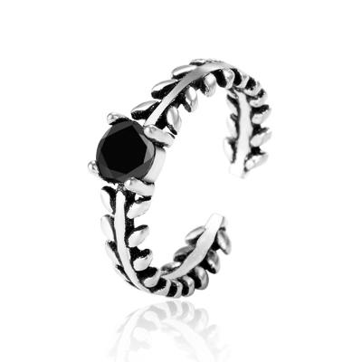 China Retro New Fashion Black Agate Twist Diamond Ring Girls Tail Ring Trend Jewelry Wholesale for sale