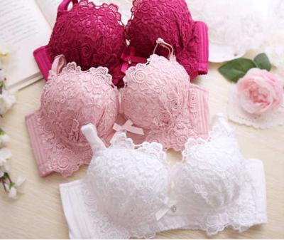 China Antibacterial high quality thickening gathered to lift lingerie embroidery lace bra 3/4 cup bra for sale