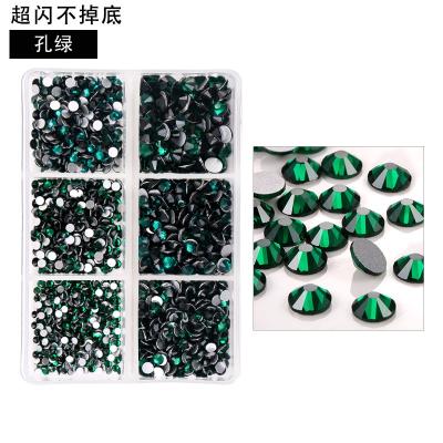 China Large Capacity Nail DIY Flat Set 6 PCs Rhinestone Nail Art Jewelry Sticker Diamond 1560 Boxed Per Grid DIY for sale