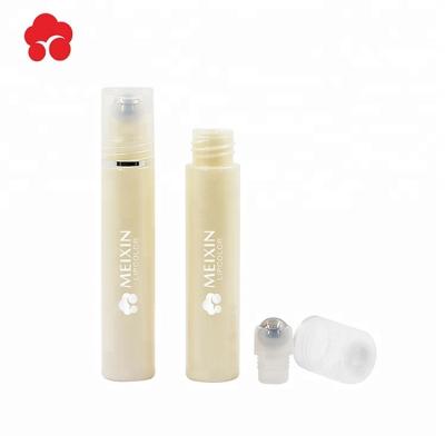 China High quality empty plastic cosmetics lip gloss tube packaging with steel/glass/plastic rollerball for sale