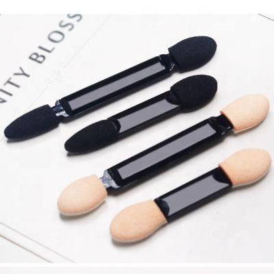 China Angular Blush Factory Wholesale Professional Eyeshadow Sponge Makeup Brush Disposable Makeup Brush Applicator for sale