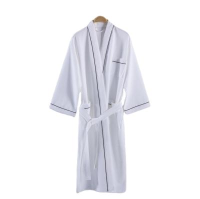 China Breathable Hot Selling Logo Spa Custom Embroidered Luxury White Unisex Bathrobe for sale