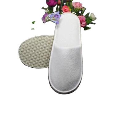 China Non-slip comfortable indoor slippers for hotel use for sale