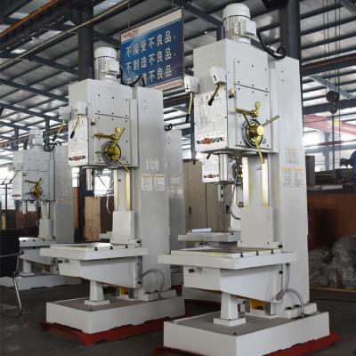 China Mini drill press z5140 vertical drilling machine en venta