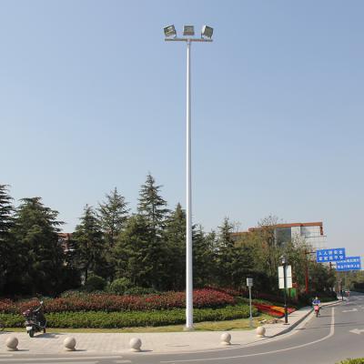 China Government engineering project hot dip galvanized 15m 20m 25m 30m 35m high mast pole factory direct sale with good price en venta