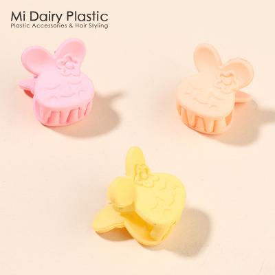 China Hair decorations SLFZ0017 OEM ODM Factory Wholesale PC PS ABS Candy Color Plastic Korean Style Rabbit Head Hair Clips for Women Girls Kids Decora for sale