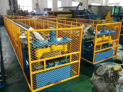 China Galvanized Steel Trapezoidal Wall Panel Sheet Roll Forming Machine en venta