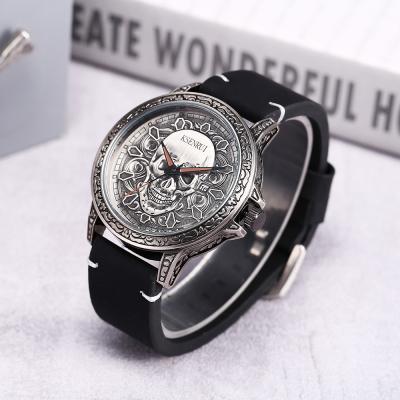 China Mens Skull Men Watch Brand 2021 Cool Luxury Quartz Men Watches Watch Band Fashion Gold Black Leather Retro Clock For Boy for sale