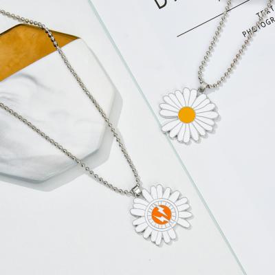 China New Daisy Personality Couple Student Fashion 2020 TRENDY necklace factory fresh wholesale for girls gift for sale