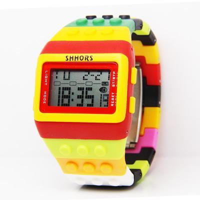 China Classic plastic men and women candy women's LED luminous colorful square fashion table watch watch simple style rubber watch for sale