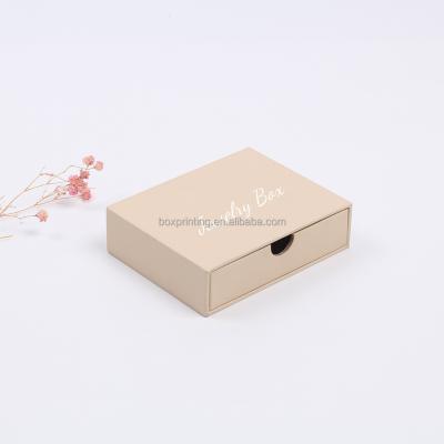 China Large Recyclable Wholesale Full Color Printed Jewelry Tube Cardboard Truss Box for sale