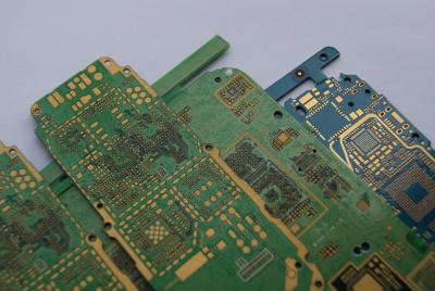 China 10 laag Elektronische LEIDENE Stijve Hoge HDI - de dichtheid verbindt PCB-Raad onderling 2 Oz Te koop