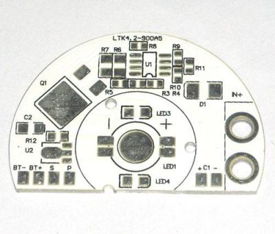 China A placa clara do PWB do diodo emissor de luz do piscamento feito sob encomenda do poder superior, alumínio alto da condutibilidade térmica baseou o PWB à venda