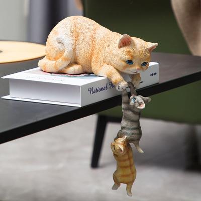 China Europe Garden Decoration Open Polyresin Cat Pet Animal Accessories Resin Statue Figurine for sale