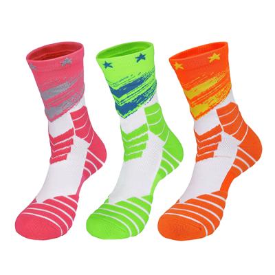 China Breathable Custom Unisex Fancy Long Womens Sport Socks Cotton Medium Crew Adult Mens Basketball Socks for sale