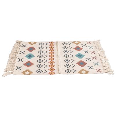 China Washable Geometric Floor Mats Bedroom Living Room Mats with Tassels Bohemian Home Cotton Canvas Handmade - Woven Rug for sale