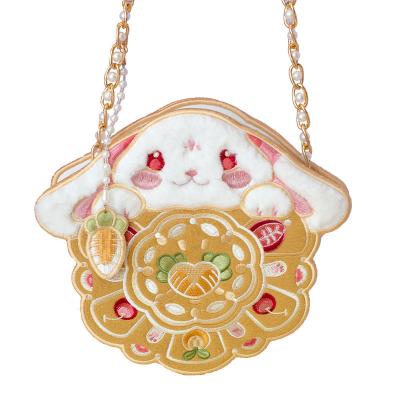 China Fashion Girls Gift Bag Chinese Hanfu Moon Cake Rabbit Embroidery Cross Body Bag With Pearl Chain for sale