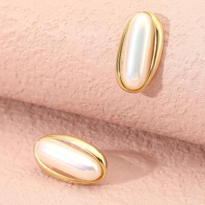 China 2023 Unique Gold Plated Circle Statement Stud Earrings Wholesale Trendy Cubic Zirconia Stone Jewelry Fashion Luxury Jewelry for sale