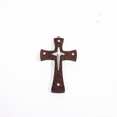 China CLASSIC Hot Selling Jewelry Wooden Cross Stainless Steel Pendant Cross Necklace For Brand Necklaces for sale