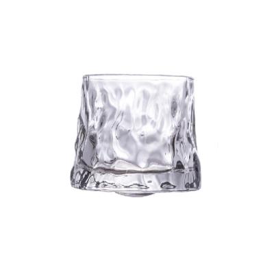 China CLASSIC Crystal Whiskey Volume Shot Spinning Cocktail Glass for sale