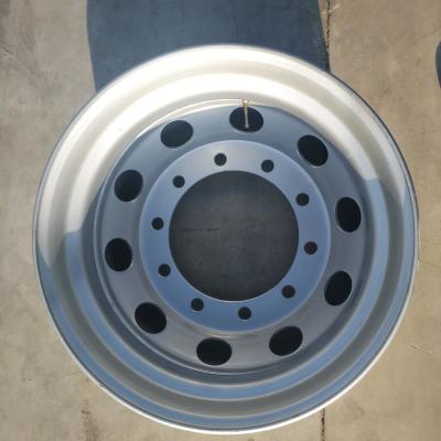 China Dunkles Gewehr Gray Car Surface 20 Zoll geschmiedeter LKW fasst Faser-Räder des Kohlenstoff-5x112 ein zu verkaufen