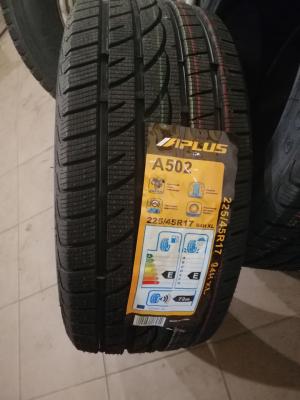 China 225/45R17 Steel Radial PCR Tyres for sale