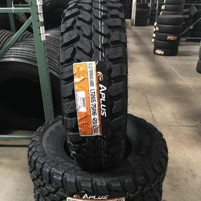 Chine Voiture de tourisme 265/75R16 radial en acier Jeep Mud Tires Width 265mm à vendre