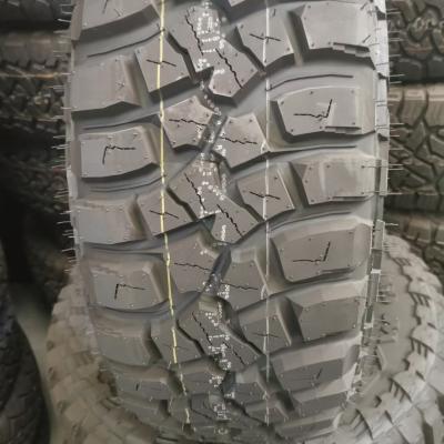 China El vehículo militar de Penumatic Off Road cansa 37 12,5 R16.5 en venta